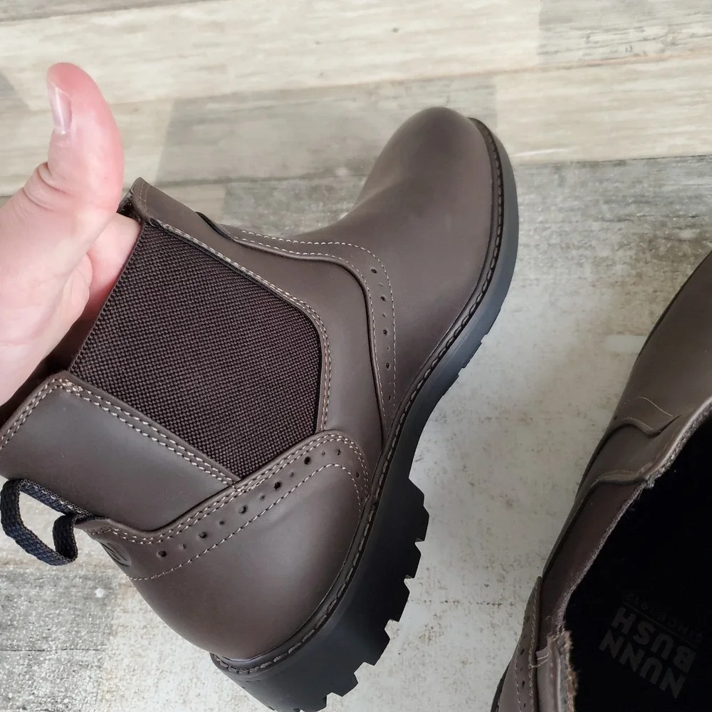 Nunn Bush Delton Mens Chelsea Boots Sz 11 W Brown Elastic Gore Slip On Plain Toe